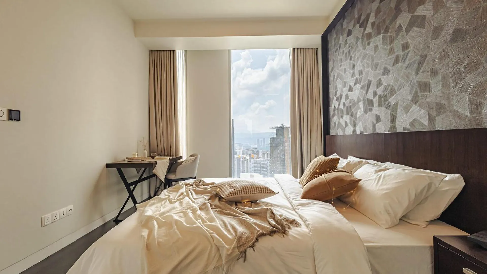 Appartamento Tropicana Klcc By Naibnb Kuala Lumpur